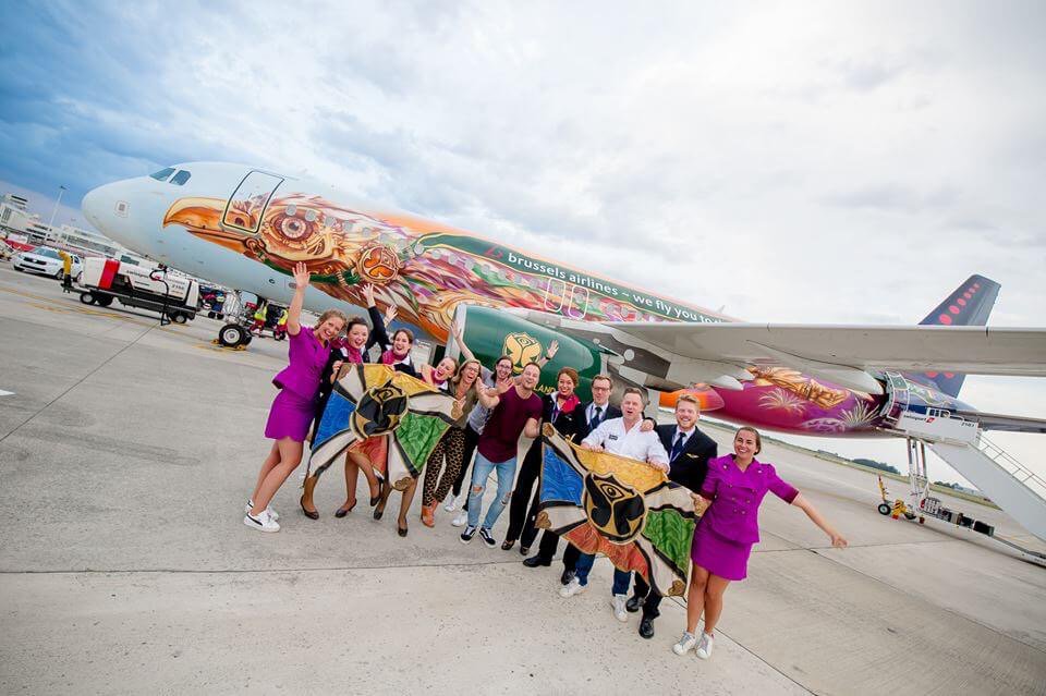 Viaje Mágico: Avión Tomorrowland, Tu Pasaporte a la Fantasía Musical