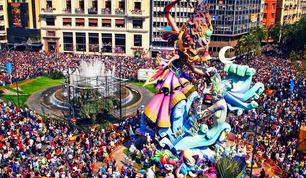 Explora los Inolvidables Eventos Culturales de España